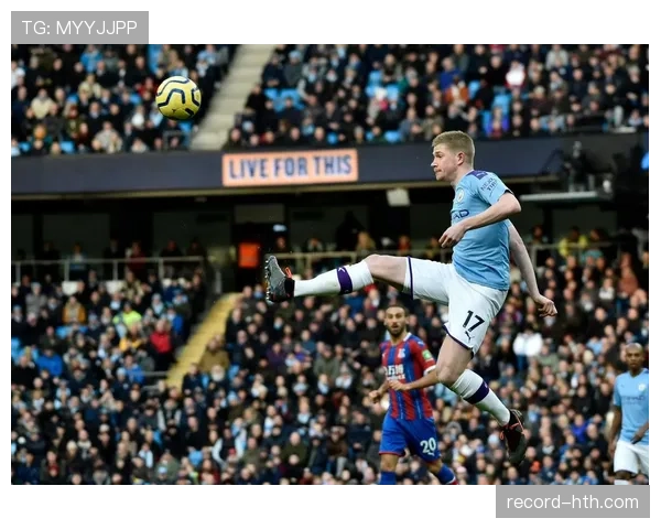 德布劳内任意球绝杀建功,曼城状态回暖再夺关键胜利 德布劳内任意球绝杀建功,曼城状态回暖再夺关键胜利