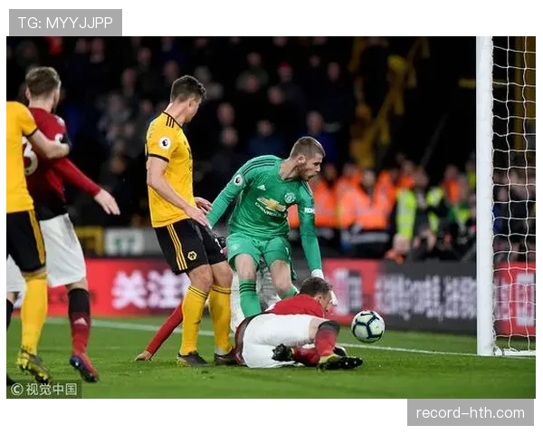 阿什利扬关键战表现抢眼，球队前景引关注