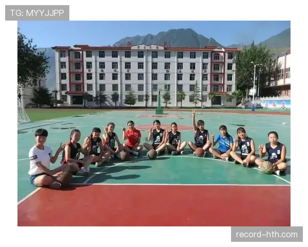 模拟犯规判罚标准解析：裁判如何识别与处罚假动作？