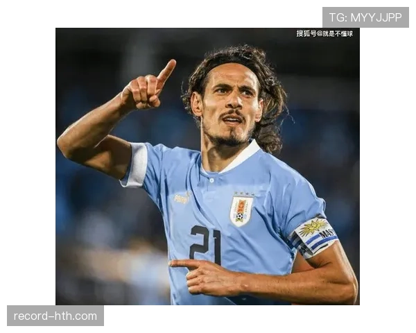 卡瓦尼半夜开豪车狂飙，隔壁邻居怀疑他在拍动作片？